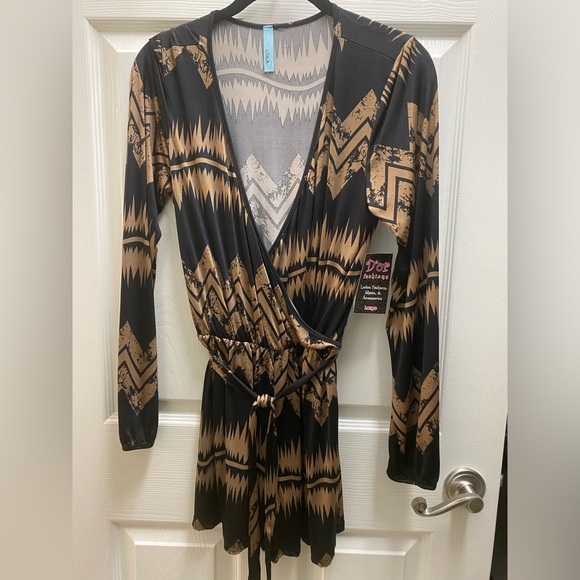 Black/Brown Romper with tags - Picture 1 of 2